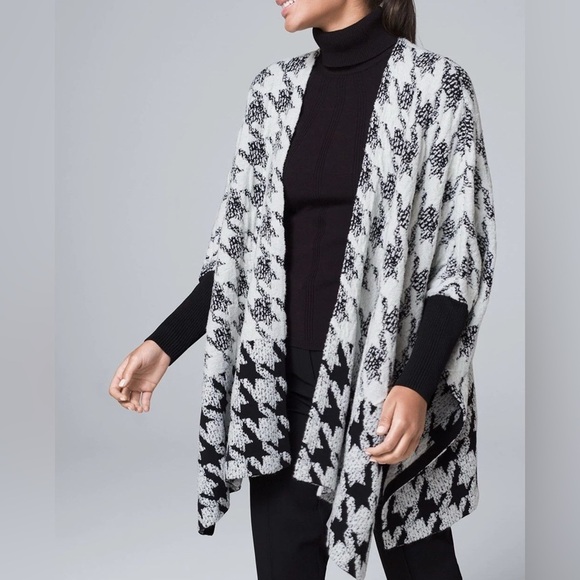 White House Black Market Sweaters - White House Black Market Monochrome Patterned Cardigan